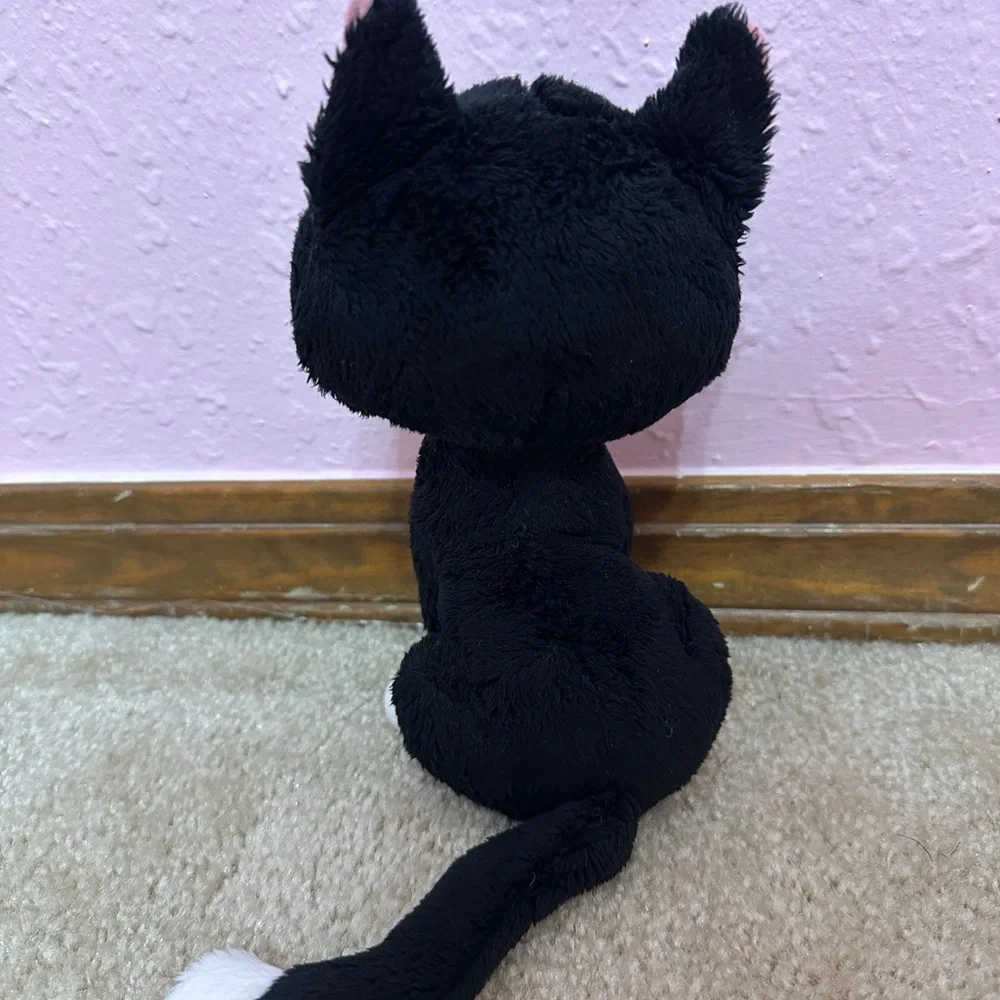 Disney Bolt Mittens Plush Cat Black white Kitten Sitting Store Exclusive 7